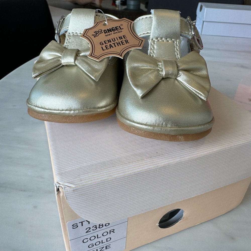 L'Amour Shoes "Minnie" leather Mary Jane.